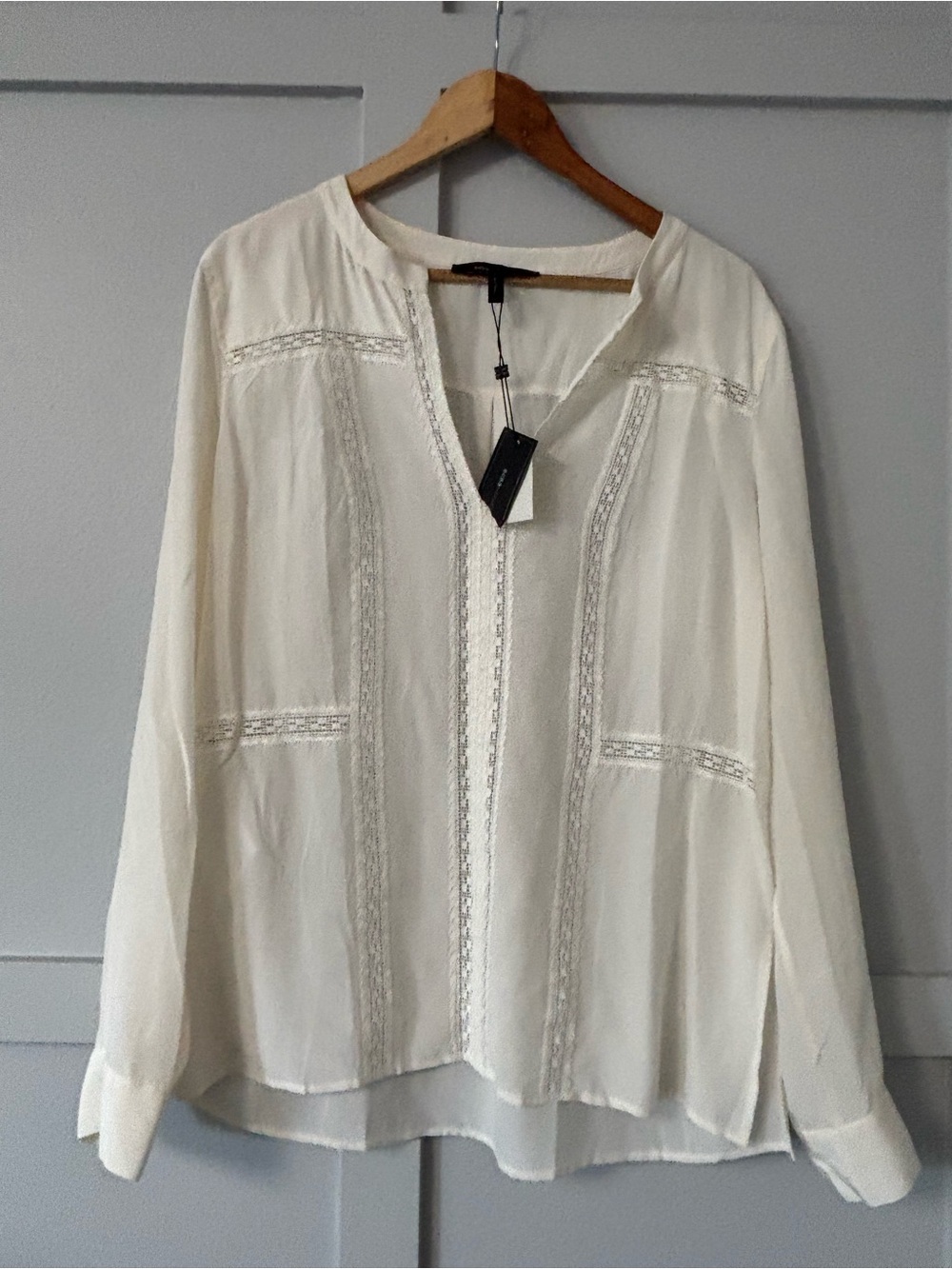 NWT Silk BCBG Off White Lace-Trim V-Neck Blouse - Picture 2 of 9
